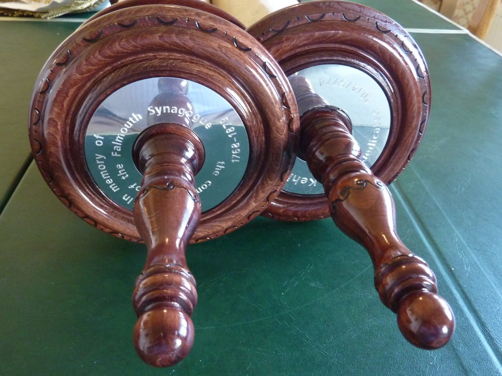 Inscription on top of Scroll